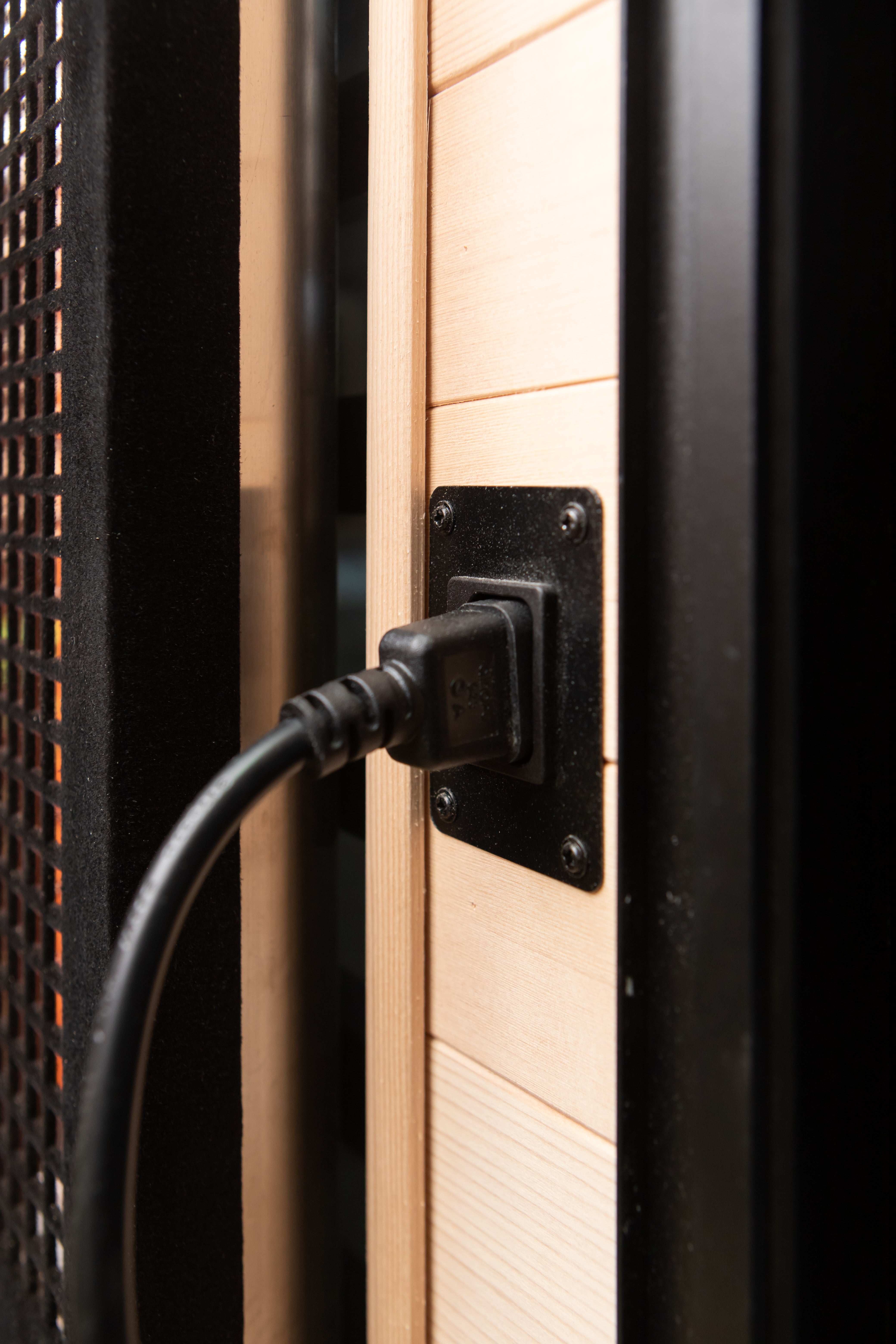 Patagonia 2-Person Outdoor Full Spectrum Infrared Sauna with Full-Body Medical-Grade Red Light Therapy and Smart WiFi App Control