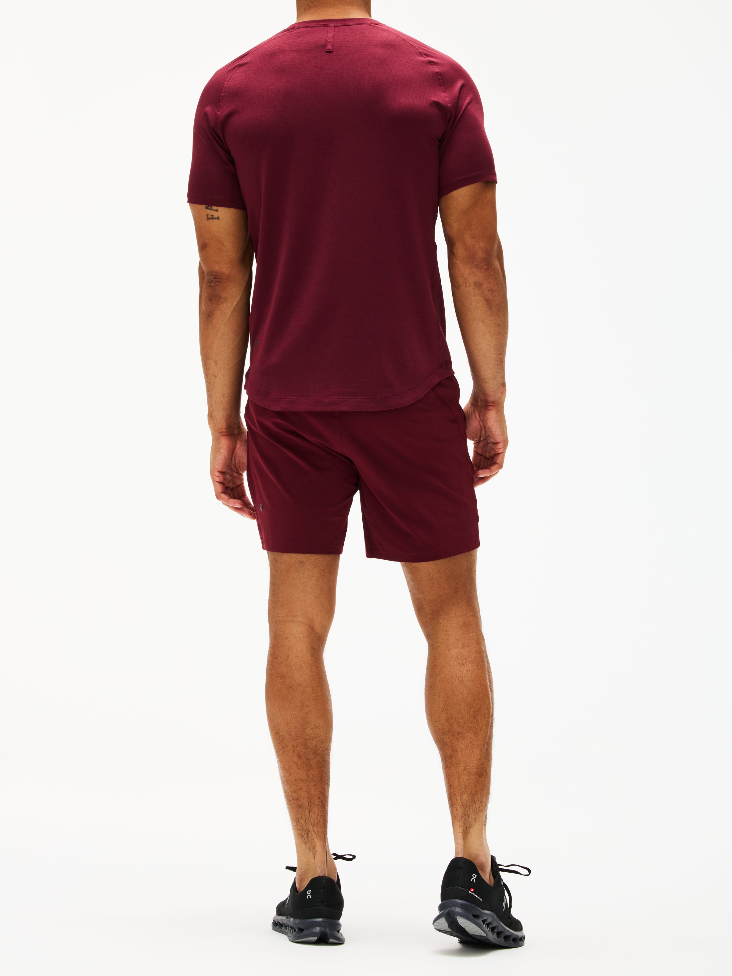 Lululemon License To Train Short Sleeve