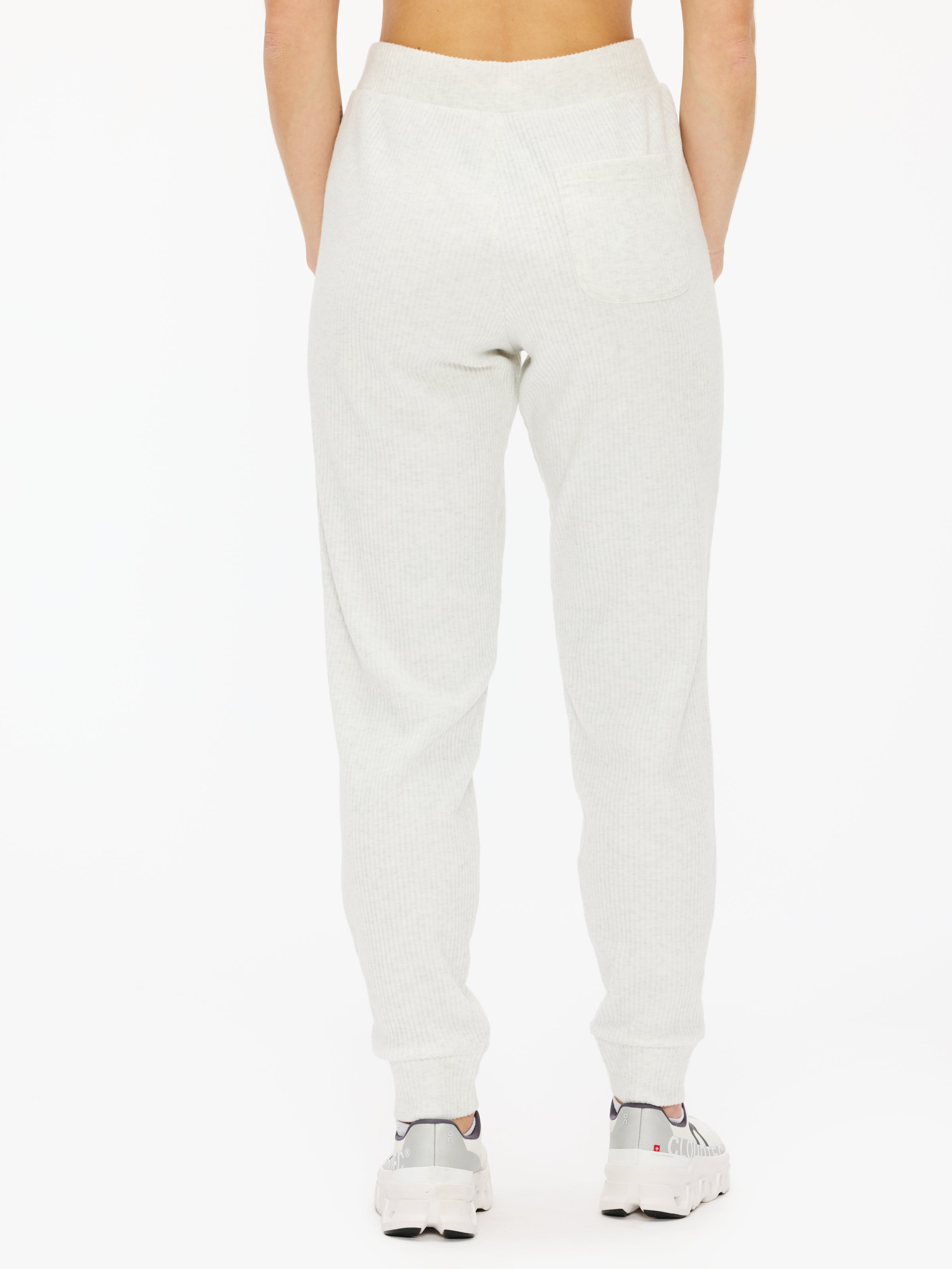 Alo Yoga Muse Sweatpant