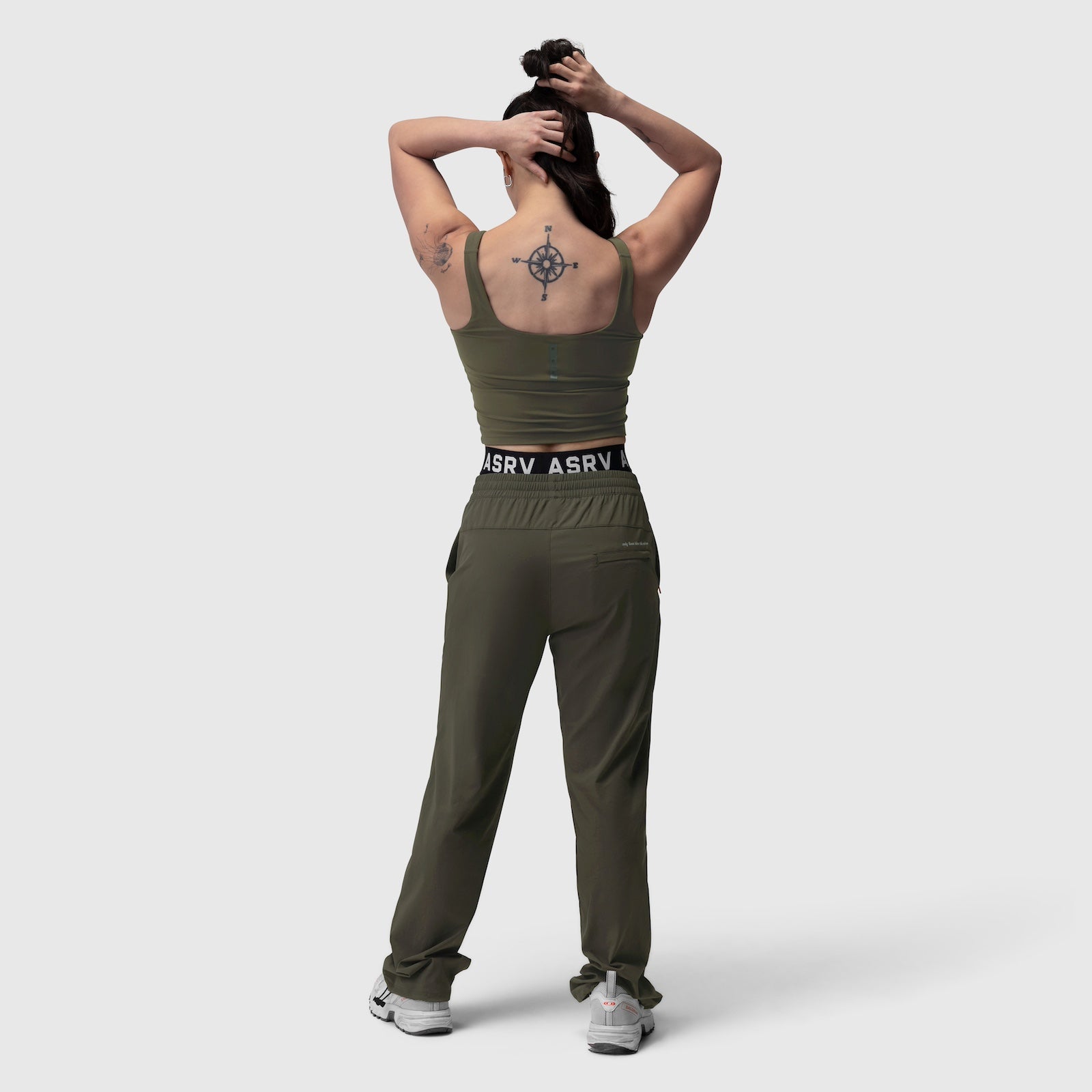 W022. LYCRA® 2-in-1 Tank Top - Olive