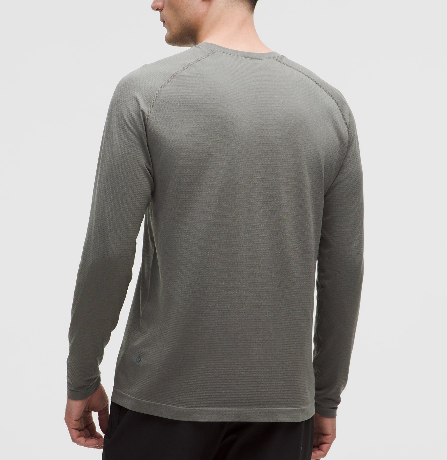 Lululemon Metal Vent Tech Long Sleeve