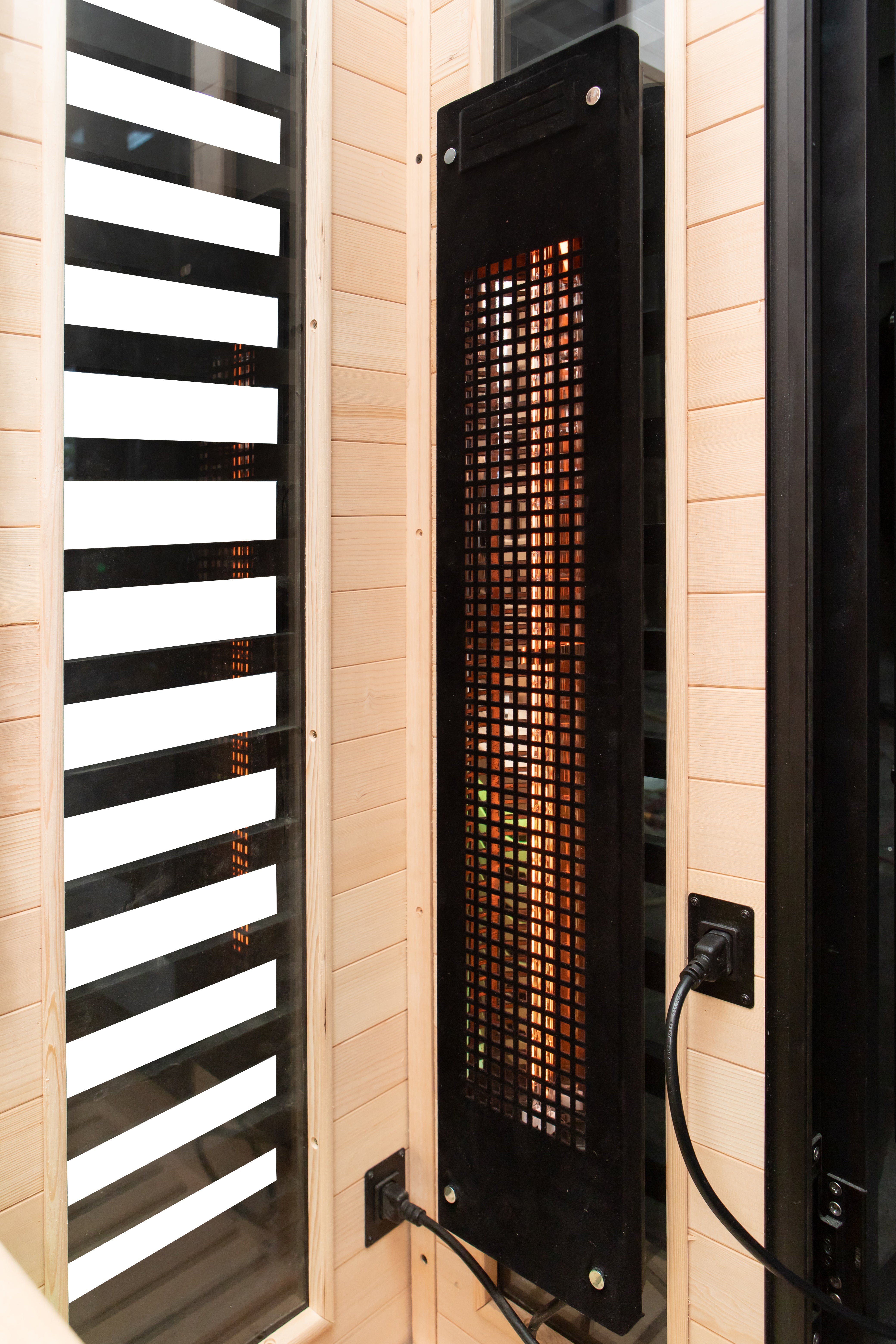 Patagonia 2-Person Outdoor Full Spectrum Infrared Sauna with Full-Body Medical-Grade Red Light Therapy and Smart WiFi App Control