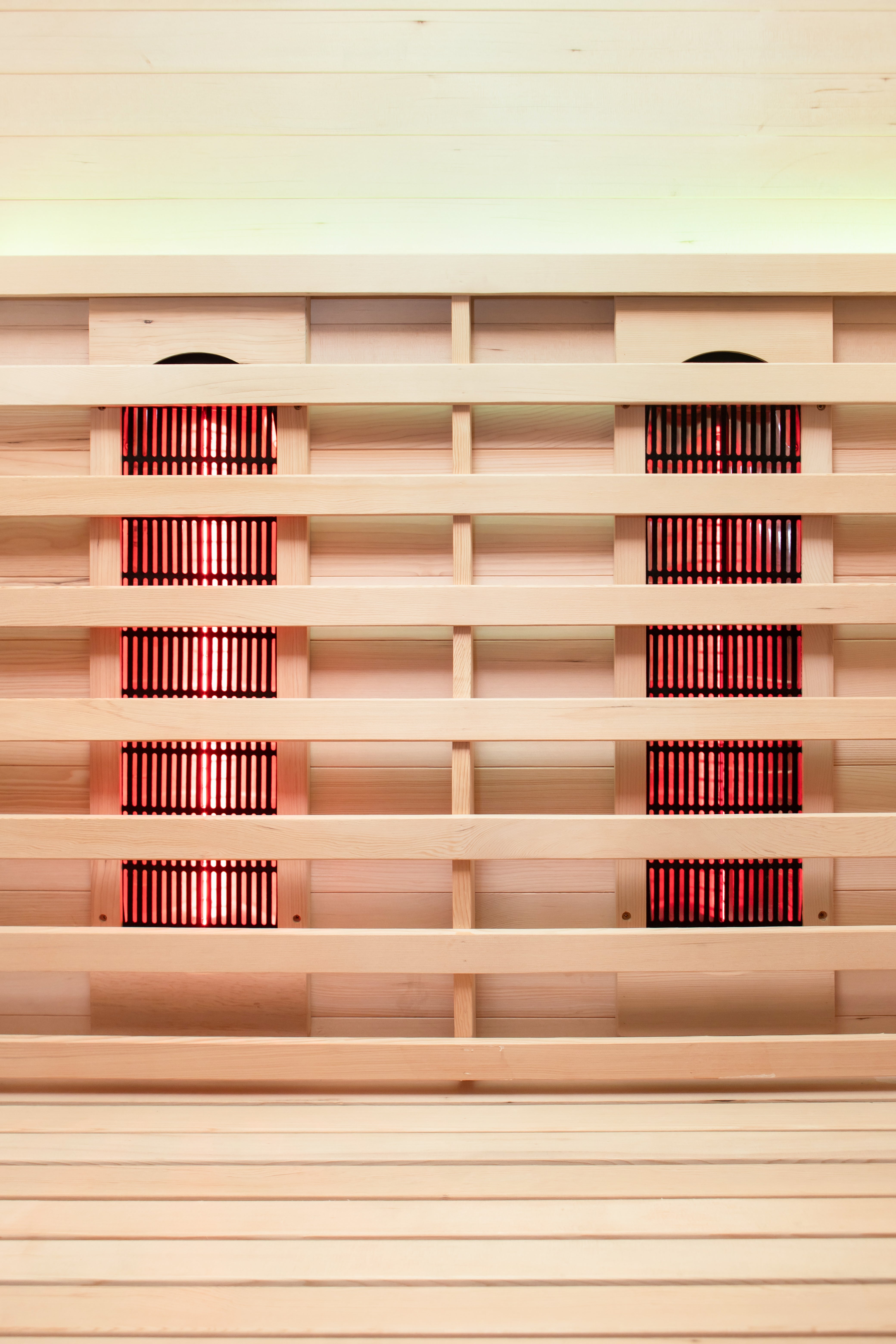 Patagonia 2-Person Outdoor Full Spectrum Infrared Sauna with Full-Body Medical-Grade Red Light Therapy and Smart WiFi App Control