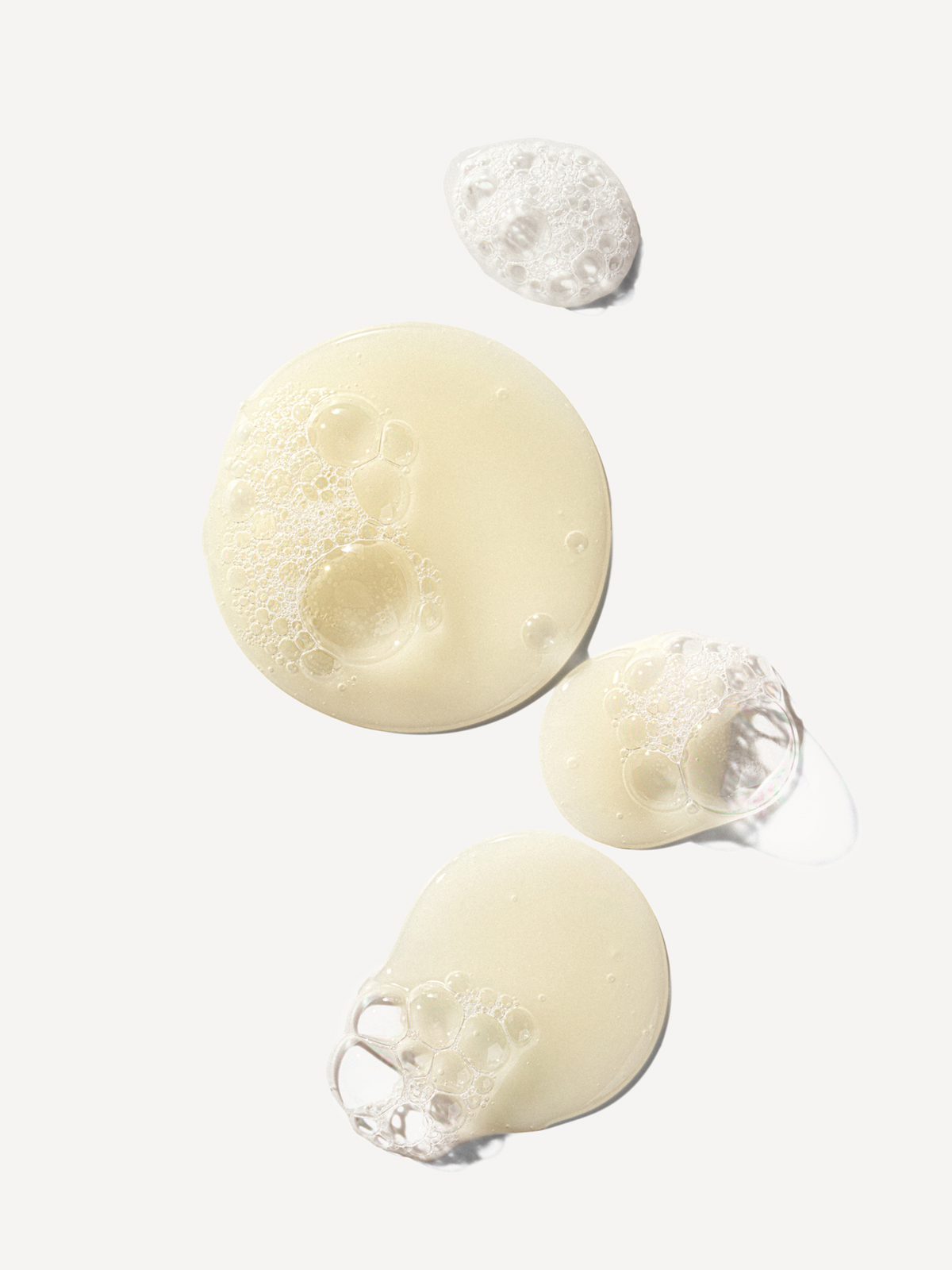 Olaplex No. 4 Blonde Enhancer Toning Shampoo