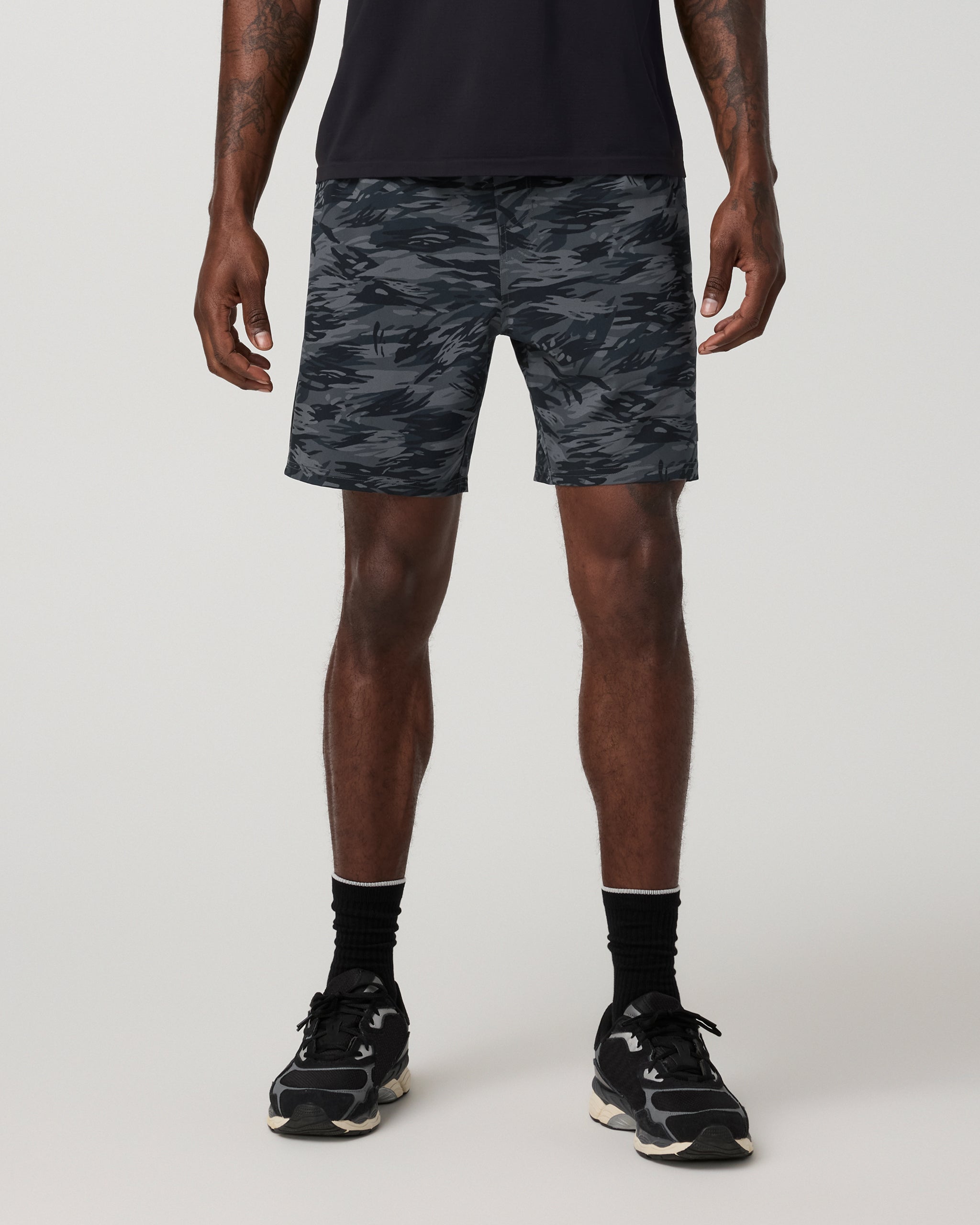 Vuori Banks Session Short Unlined 7"