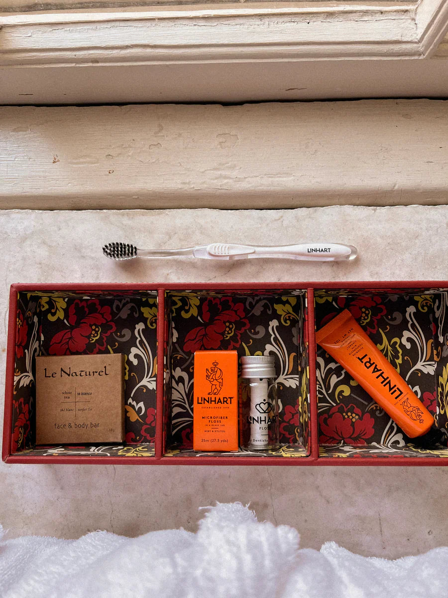 Microfiber Dental Floss in Glass Bottle - 25m - Mint & Xylitol