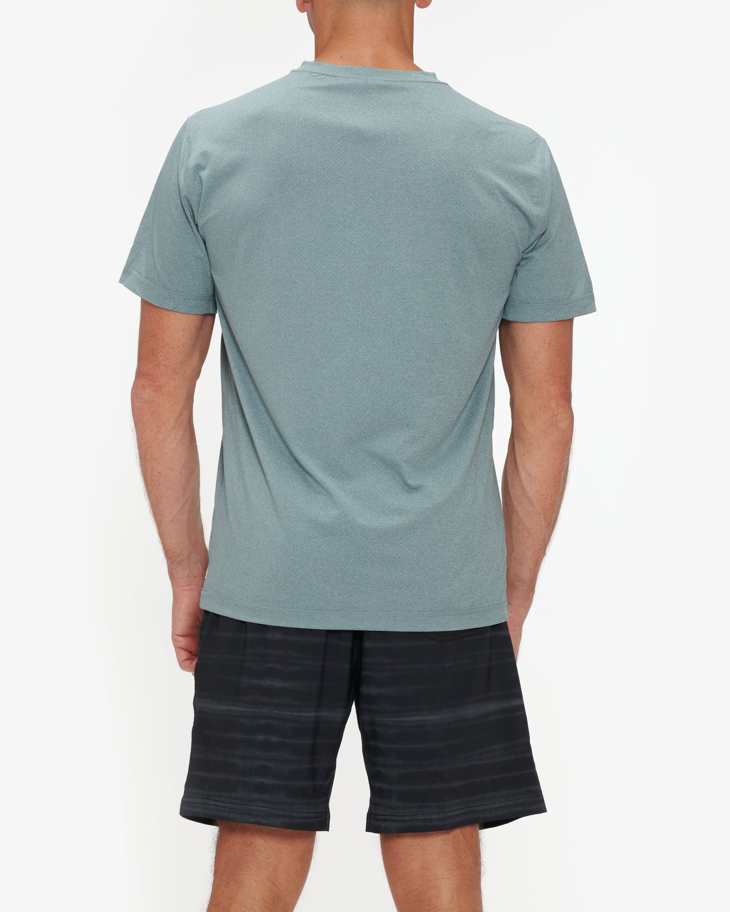 VUORI TRADEWIND PERFORMANCE TEE