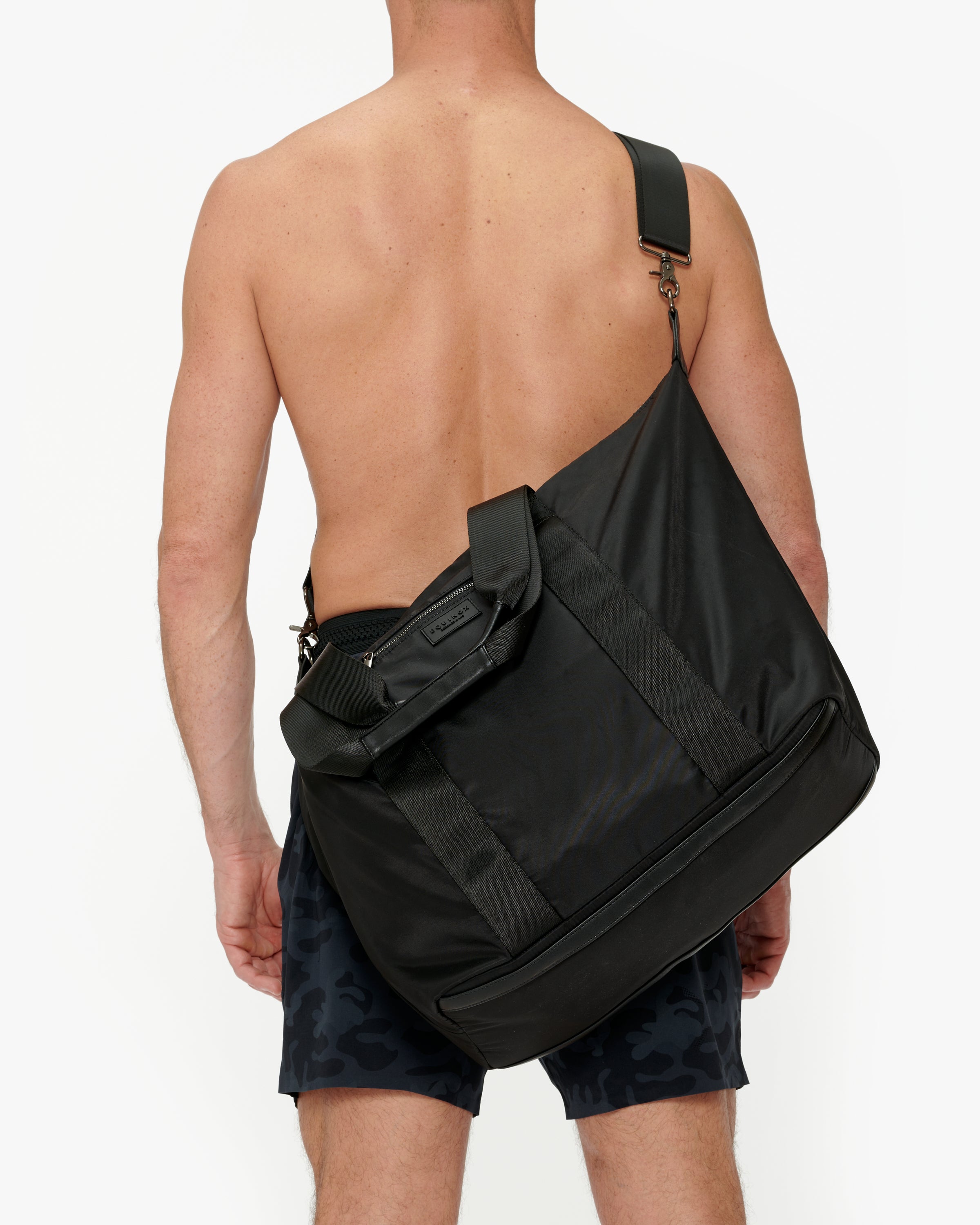EQUINOX GYM BAG