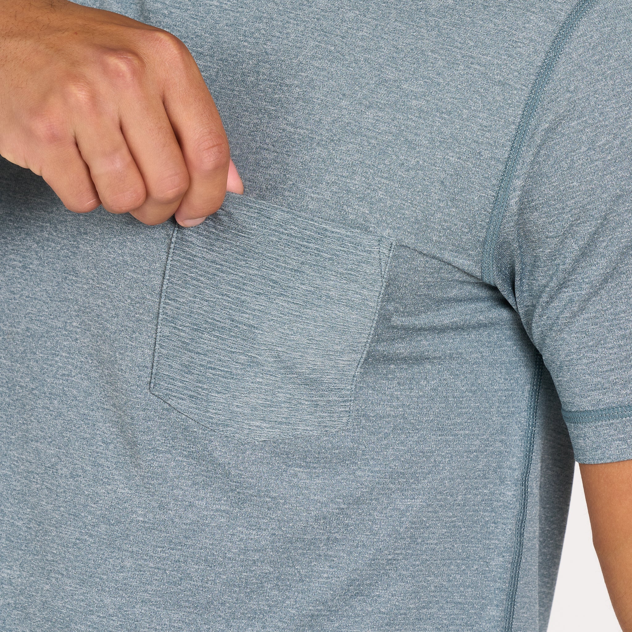 VUORI TRADEWIND PERFORMANCE TEE